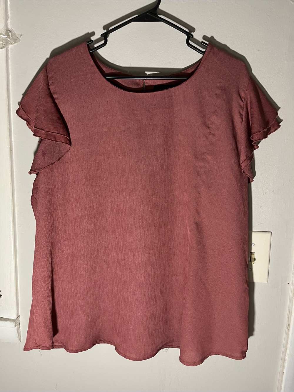 Women's Short Ruffle Sleeve Blouse in Dusty Rose